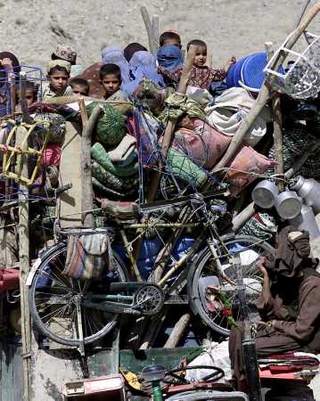 oct15afghanrefugeetruck