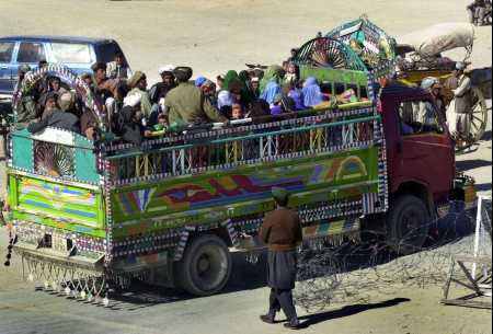 afghanrefugeetruckfull