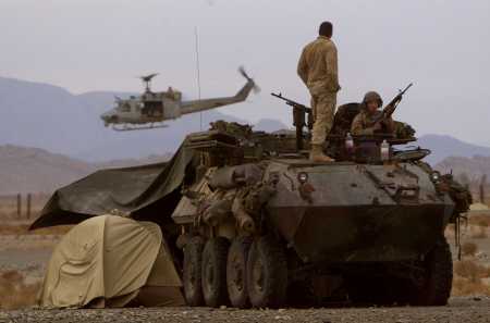 dec16marinestankhelicopter