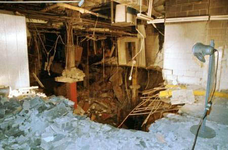 wtcbombbasement1993