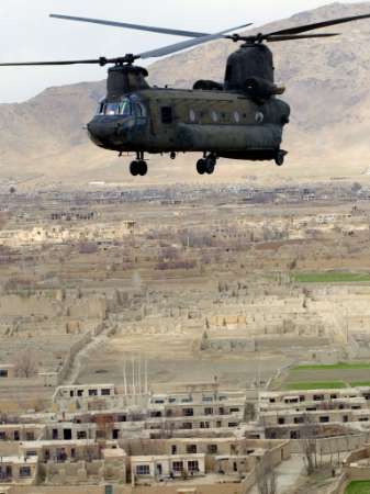 mar10chinookhelioverkabul