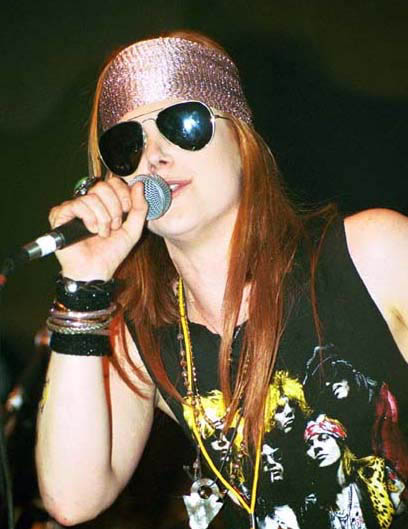 002rocketqueensagefront