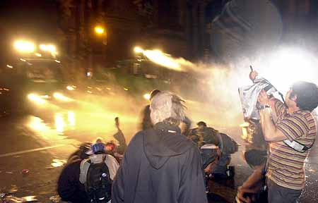 may22antibushberlin19