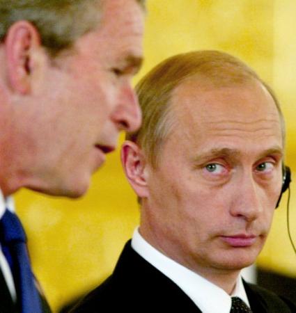 may24bushandputinkremlin