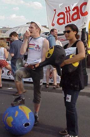 bushprotestberlin115