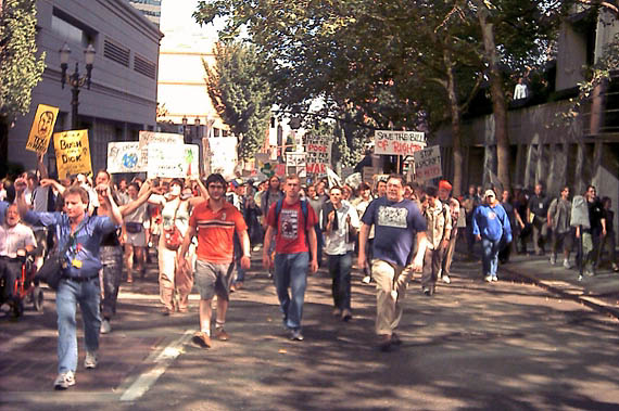 portlandantibushprotest