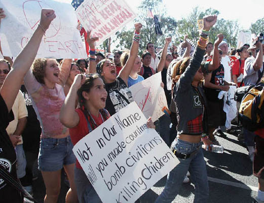 westwoodcrowdcheersnion17