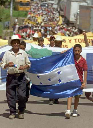 hondurusprotestblocksborder