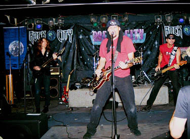 A-woodlive