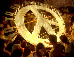 3.peace.sign