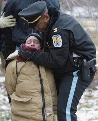 jan19arrestgirlDC