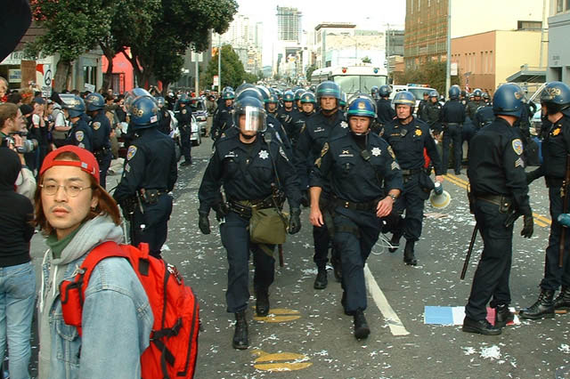sfstopwarcopsmarch