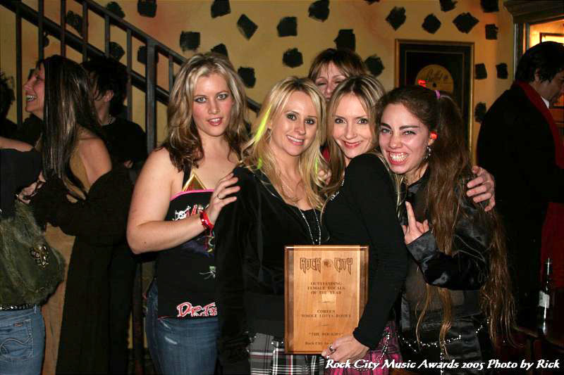 A488wholelottarosies4