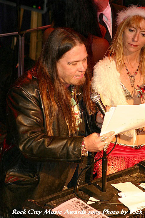 B121snakemanpresents